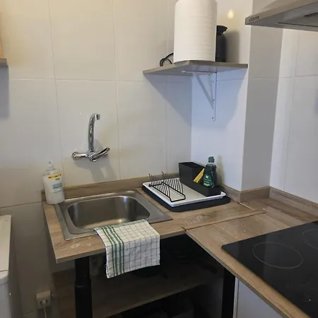 Lo Esencial En El Centro