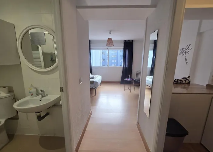 Lo Esencial En El Centro Apartman Vigo